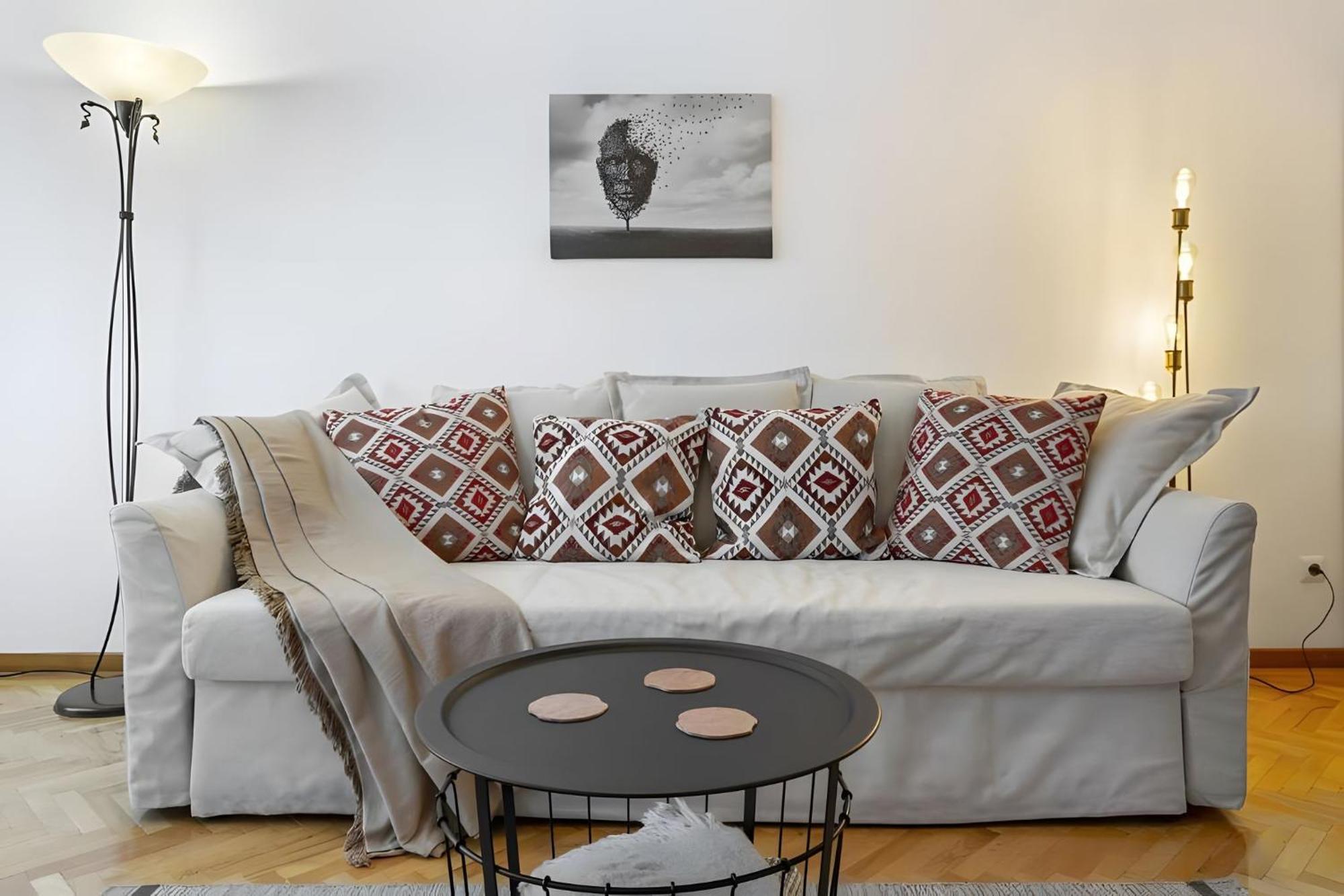 Unirii Green Apartment Bukarest Eksteriør billede